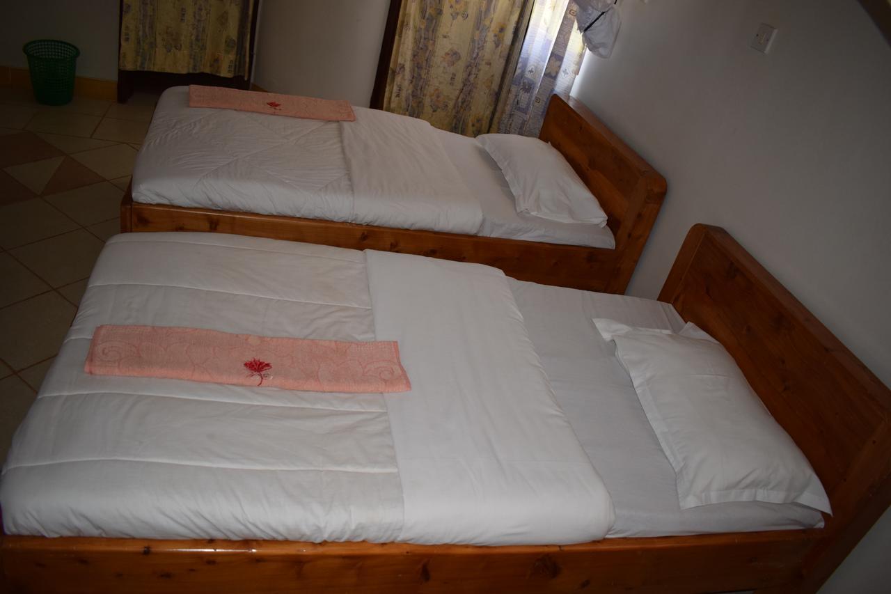 Ngorongoro Lodge Karatu Bagian luar foto