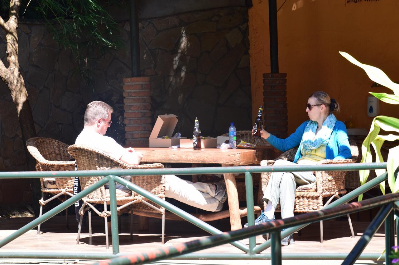 Ngorongoro Lodge Karatu Bagian luar foto