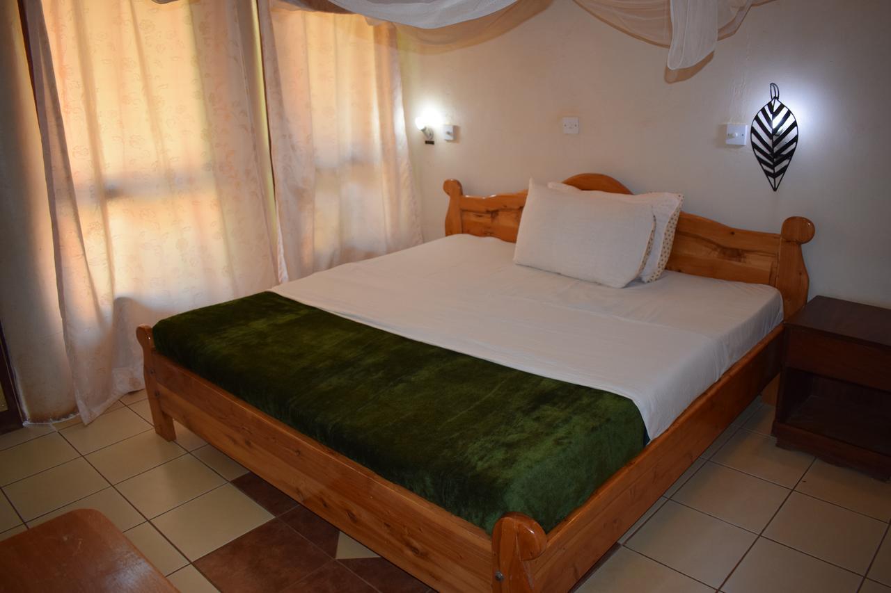 Ngorongoro Lodge Karatu Bagian luar foto