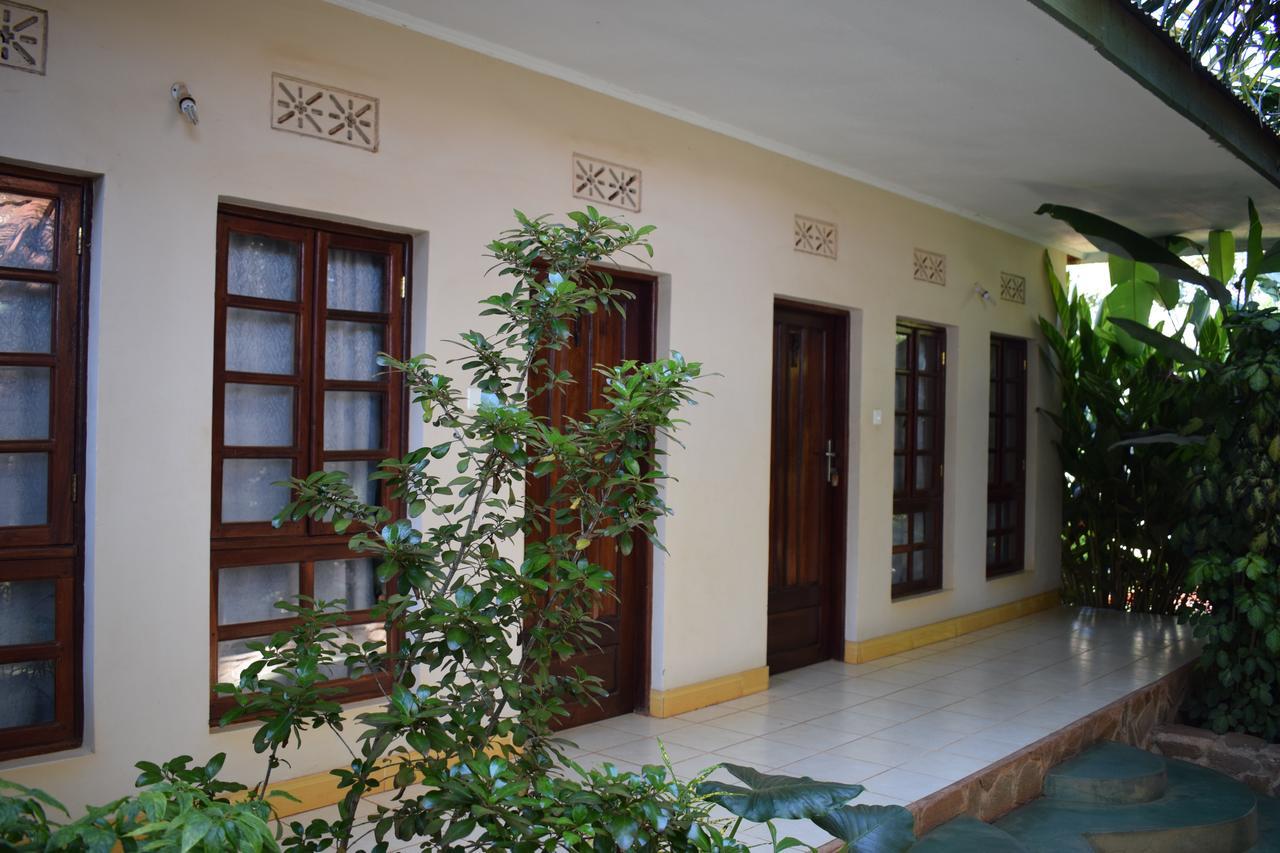 Ngorongoro Lodge Karatu Bagian luar foto