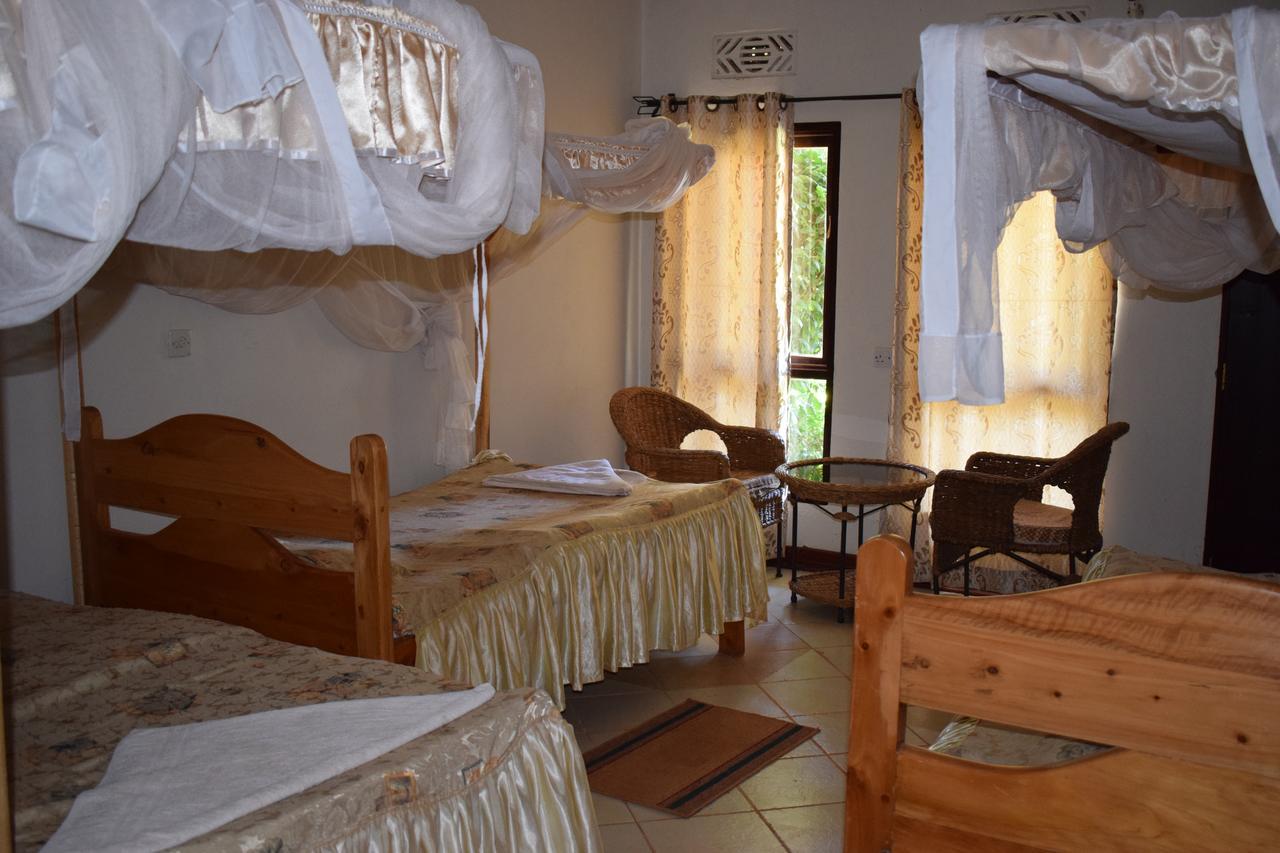 Ngorongoro Lodge Karatu Bagian luar foto