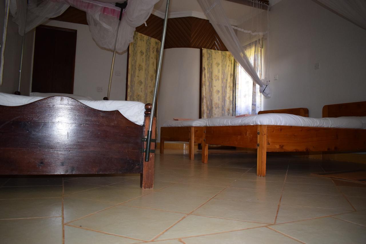 Ngorongoro Lodge Karatu Bagian luar foto