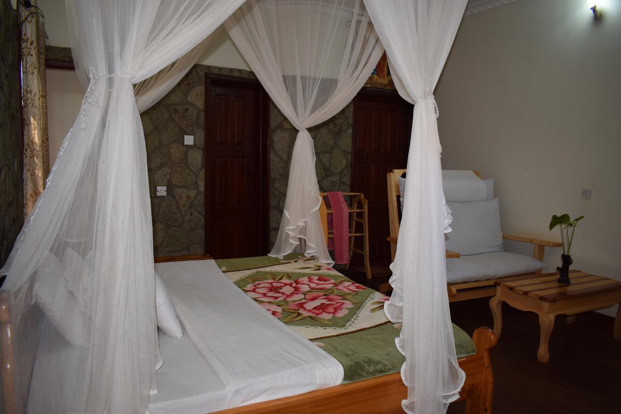 Ngorongoro Lodge Karatu Bagian luar foto