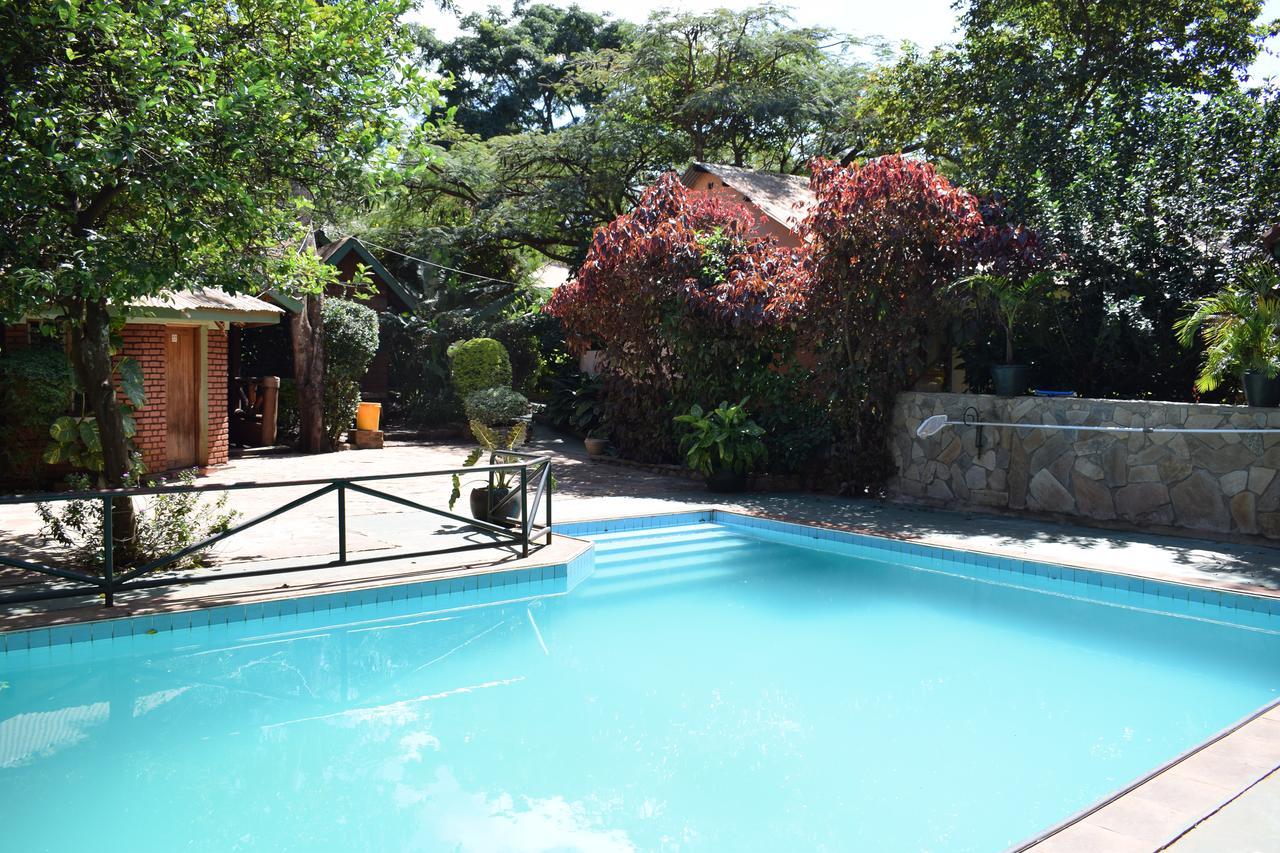 Ngorongoro Lodge Karatu Bagian luar foto