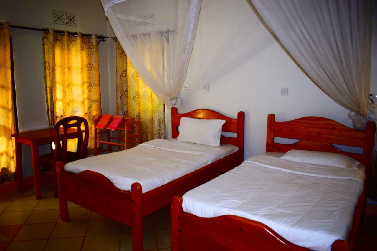 Ngorongoro Lodge Karatu Bagian luar foto