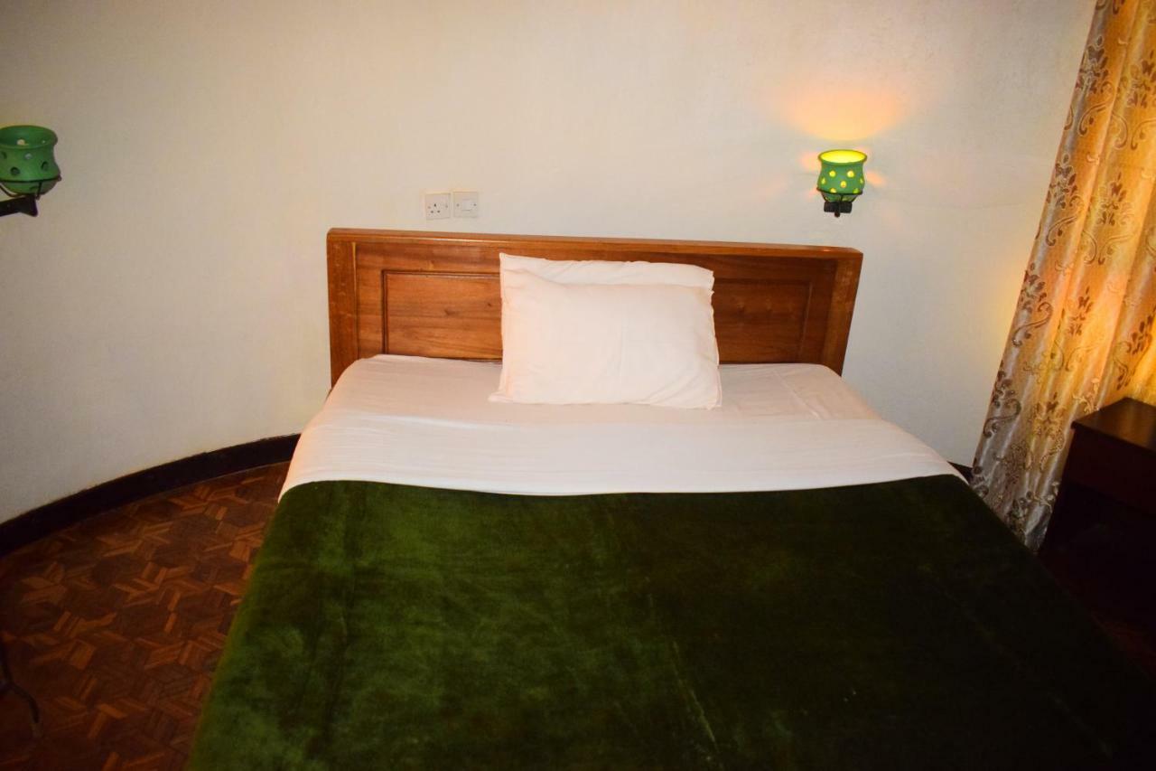 Ngorongoro Lodge Karatu Bagian luar foto
